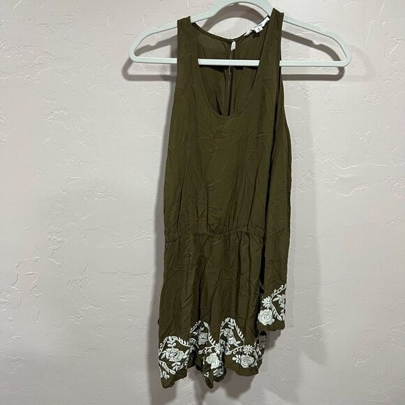 Love Tree Open Shoulder Long Sleeve Romper - Picture 1 of 7